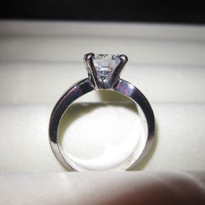 unknown Jewelry - Faux Diamond Ring unknown Jewelry - Faux Diamond Ring